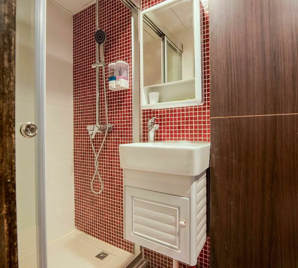 Metroplace Olympic Hongkong 3*,  Kina